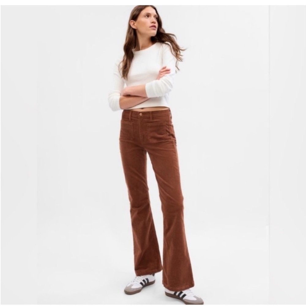 Gap High Rise Corduroy '70s Flare Pants Color sable brown Size 26/2